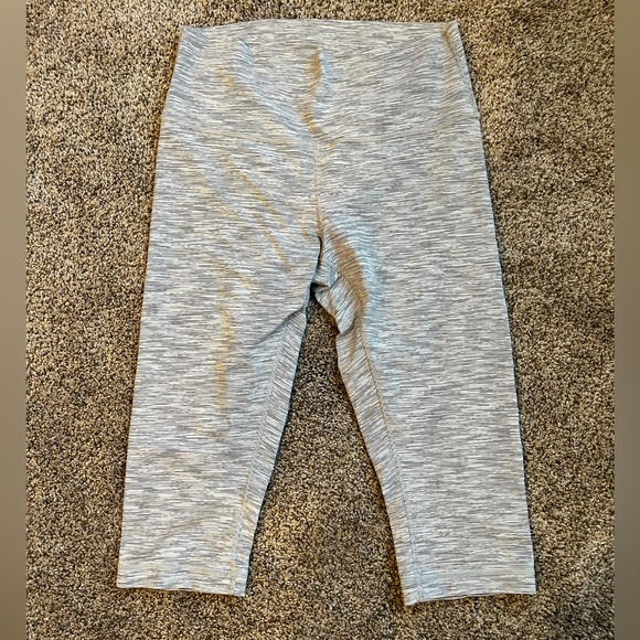 Lululemon cropped leggings sz 10 NWOT 17” wunder - Picture 1 of 5